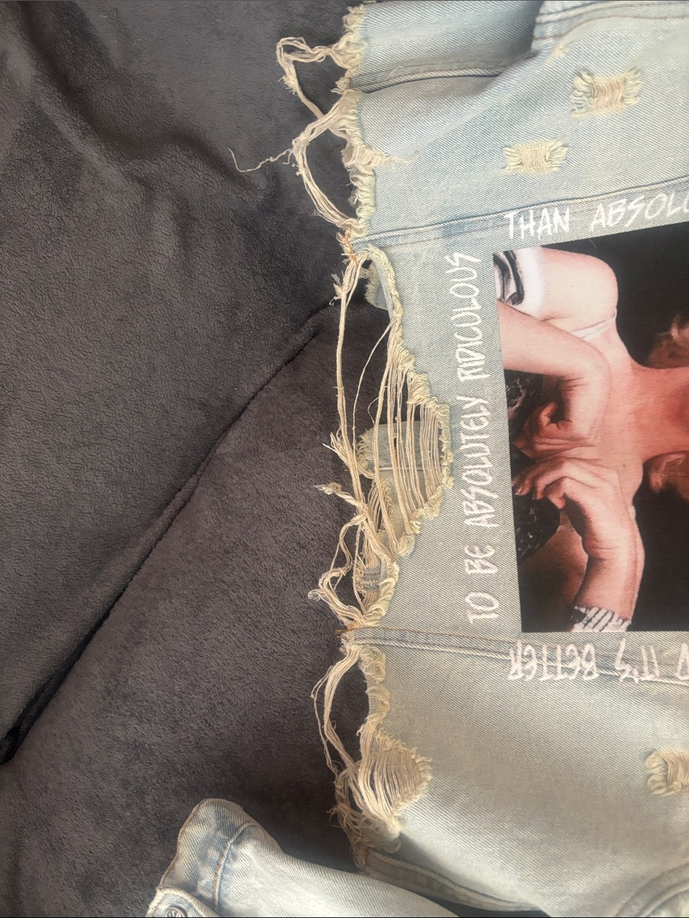 Light Wash Distressed short Denim Jacket with Marilyn Monroe Graphic on Back-new - Picture 3 of 5